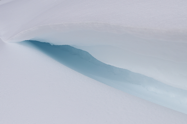 crevasse.jpg