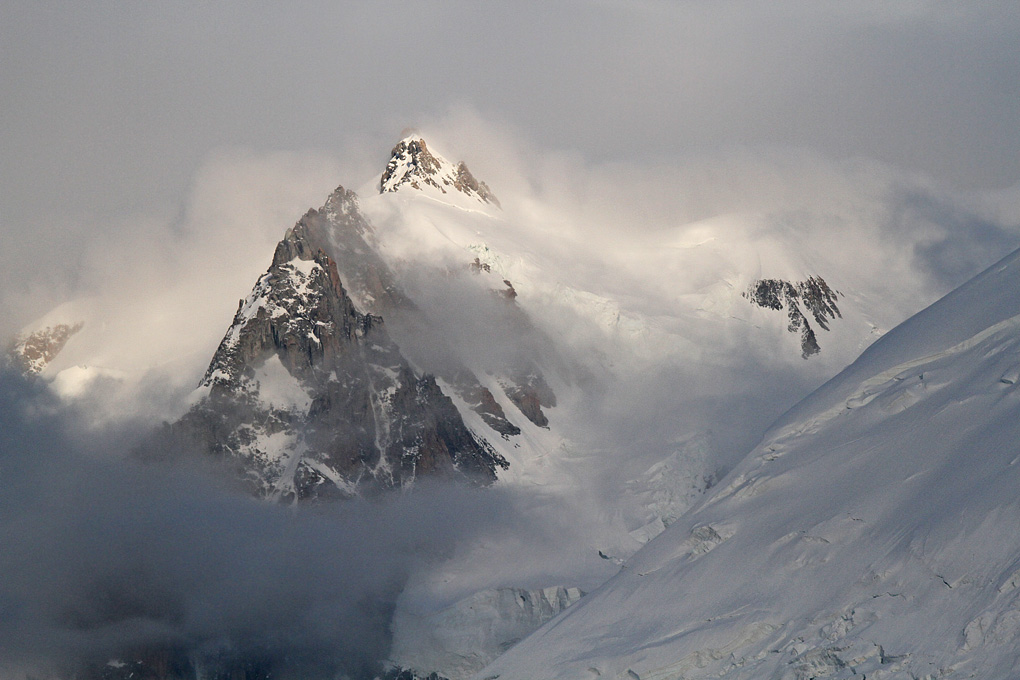 sommet et brume_modifié-1.jpg