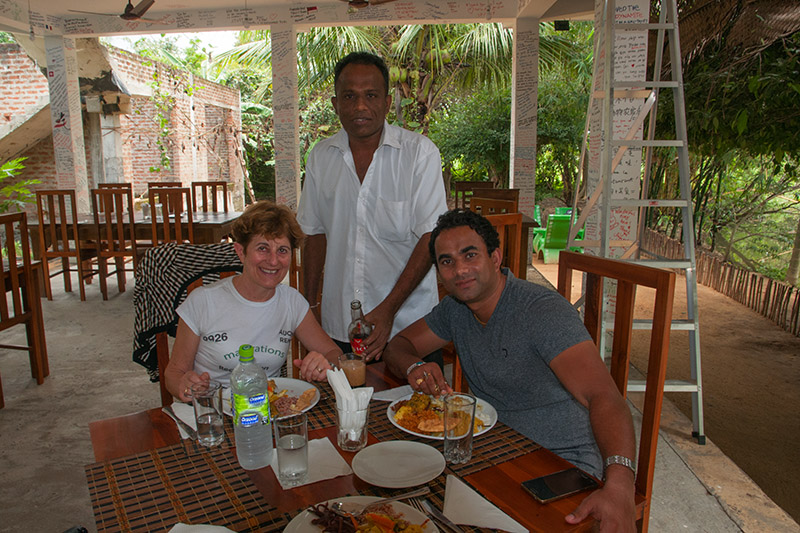27-Au restaurant.jpg