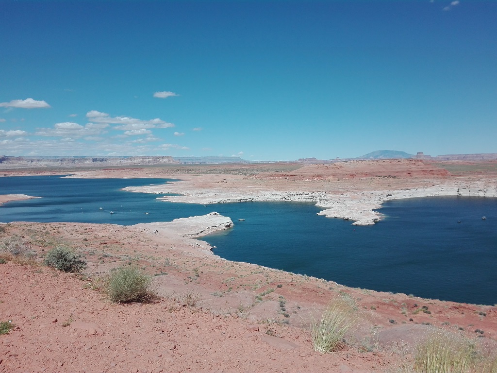 042 Lake Powel.jpg