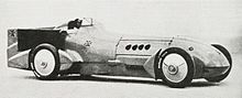 'Blue_Bird_II'_875CV_du_capitaine_Malcolm_Campbell,_pour_le_record_du_monde_de_vitesse_pure_le_19_fvrier_1928_à_Daytona_Beach_(332.992kmh).jpg