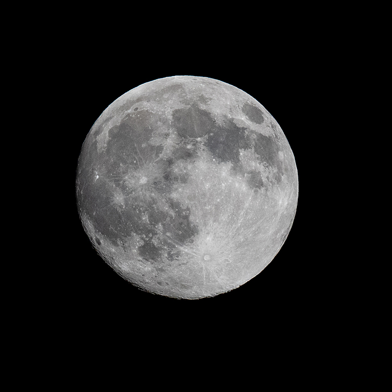 lune du 4 nov 2025.jpg