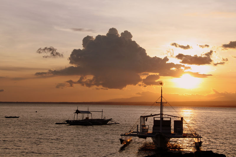 coucher de soleil Apo Island.JPG